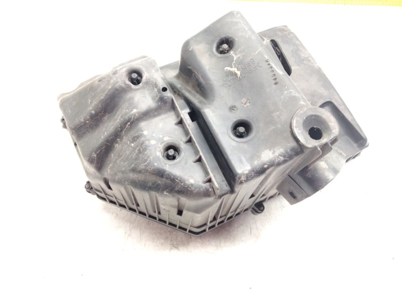 Recambio de caja filtro de aire para volvo s80 berlina d5 momentum referencia OEM IAM 6893747  