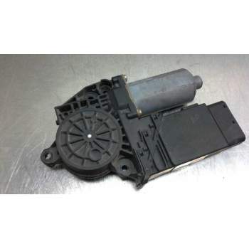 Recambio de motor elevalunas delantero derecho para volkswagen golf iv berlina (1j1) 1.9 tdi referencia OEM IAM   