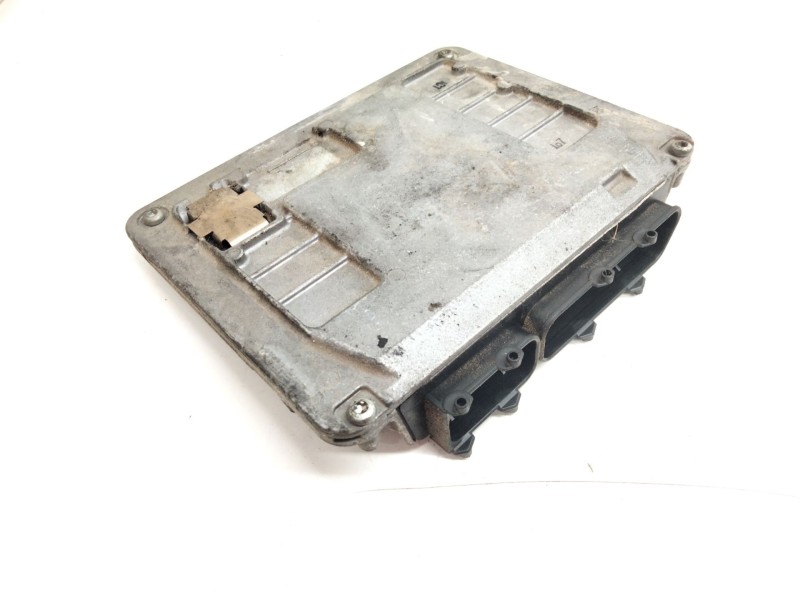 Recambio de centralita motor uce para skoda fabia (5j2 ) 1.2 referencia OEM IAM 03D906023M  