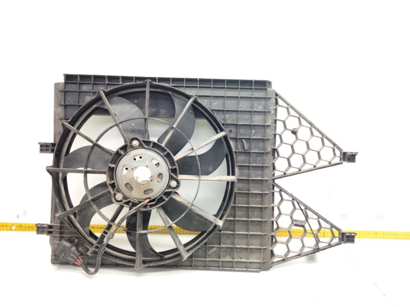 Recambio de electroventilador para skoda fabia (5j2 ) 1.2 referencia OEM IAM 6R0121217  