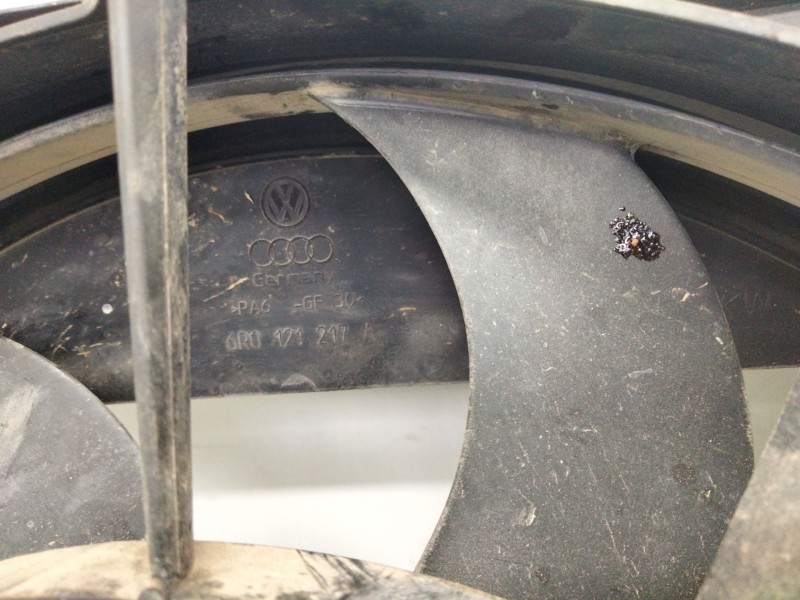 Recambio de electroventilador para skoda fabia (5j2 ) 1.2 referencia OEM IAM 6R0121217  