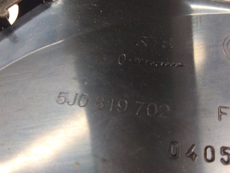 Recambio de aireador derecho para skoda fabia (5j2 ) 1.2 referencia OEM IAM 5J0829702  