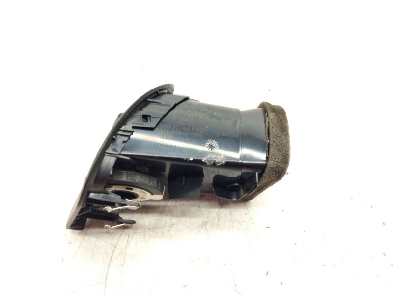 Recambio de aireador izquierdo para skoda fabia (5j2 ) 1.2 referencia OEM IAM 5J0819701  