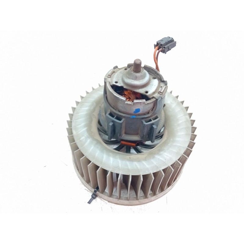 Recambio de motor calefaccion para skoda fabia (5j2 ) 1.2 referencia OEM IAM X7430001  