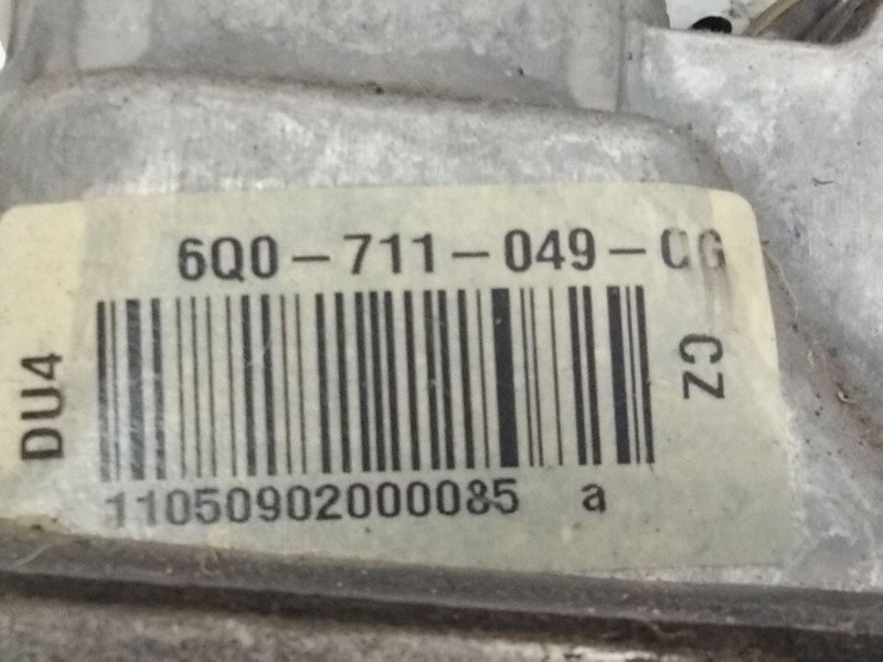 Recambio de palanca cambio para skoda fabia (5j2 ) 1.2 referencia OEM IAM 6Q0711049CG  