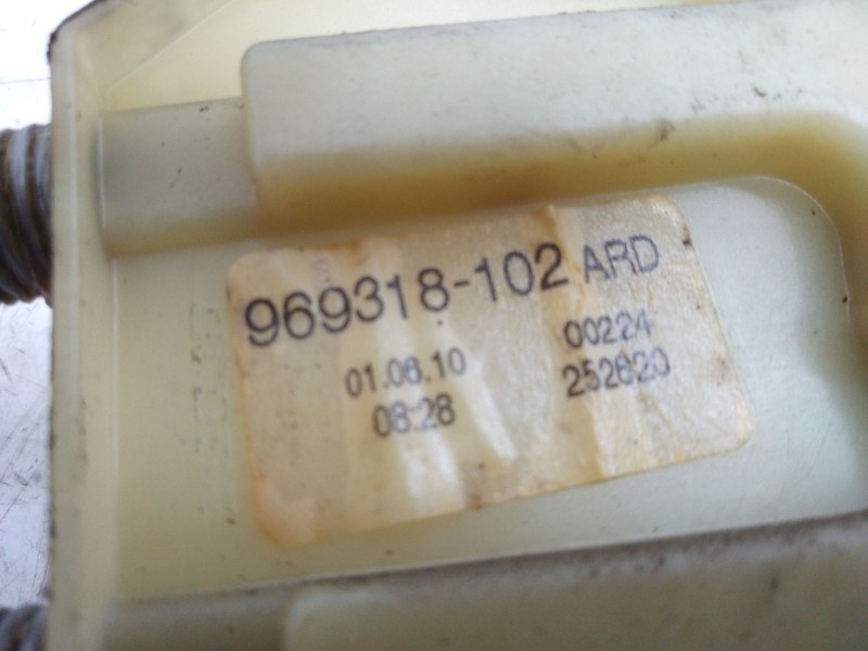 Recambio de elevalunas trasero derecho para renault megane iii berlina 5 p authentique referencia OEM IAM 827306548R  