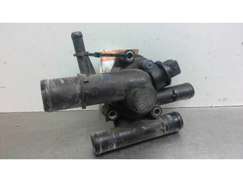 Recambio de caja termostato para opel vivaro furgón 2.9t corto referencia OEM IAM   