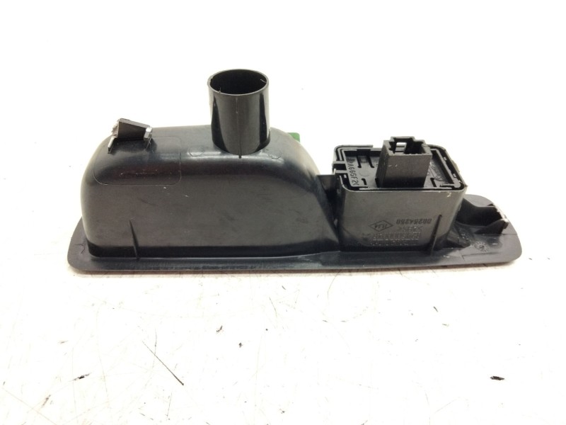 Recambio de mando elevalunas trasero izquierdo para renault megane iii berlina 5 p authentique referencia OEM IAM 829500004R  