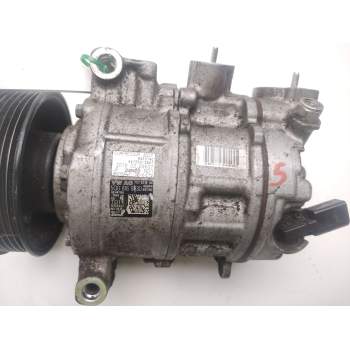 Recambio de compresor aire acondicionado para volkswagen polo advance referencia OEM IAM  5Q0816803D 