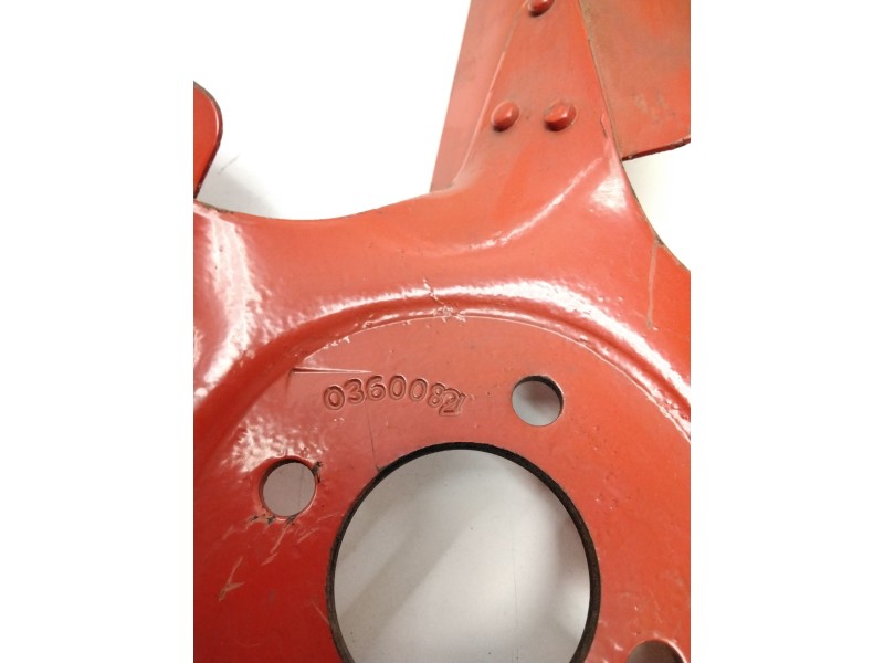 Recambio de ventilador para ebro l35 perkins referencia OEM IAM 0360082 NISSAN 