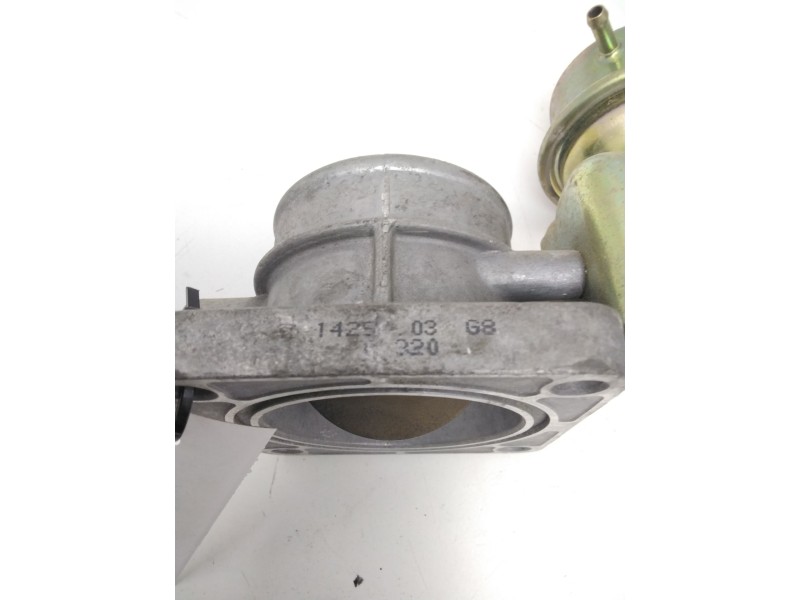 Recambio de cuerpo de mariposa para nissan terrano/terrano.ii (r20) 2.7 turbodiesel referencia OEM IAM 143807F400  