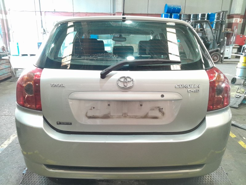 toyota corolla (e12) del año 2005