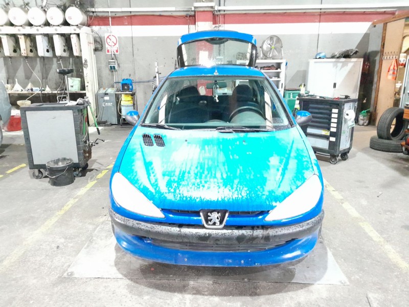 peugeot 206 berlina del año 1999