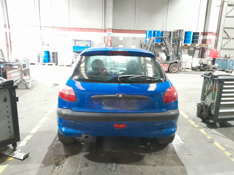 peugeot 206 berlina del año 1999