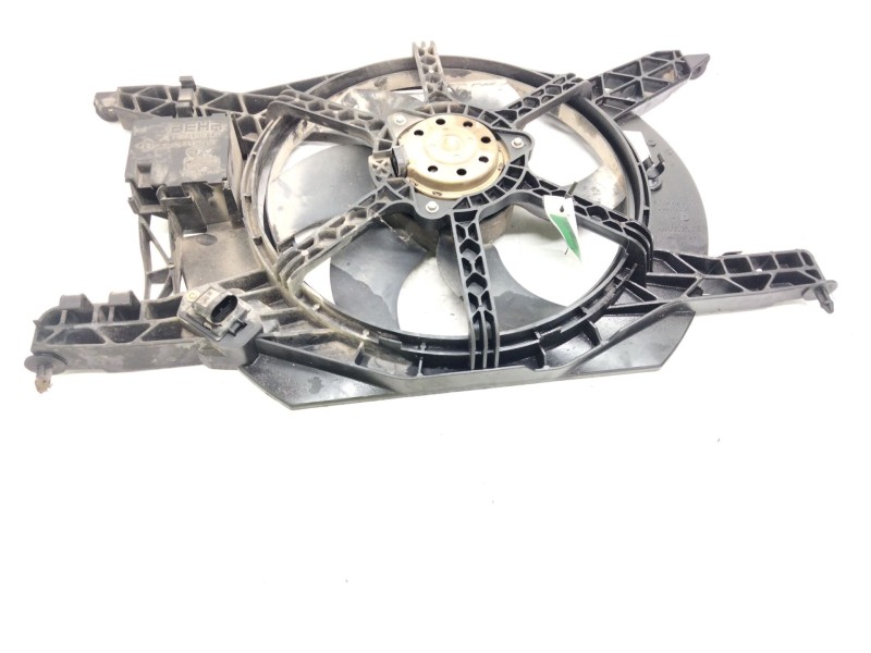 Recambio de electroventilador para renault laguna (b56) 1.6 16v rt referencia OEM IAM 7700421138  
