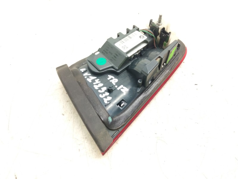 Recambio de piloto trasero izquierdo porton para bmw serie 1 lim. (f20/f21) referencia OEM IAM F03603000  