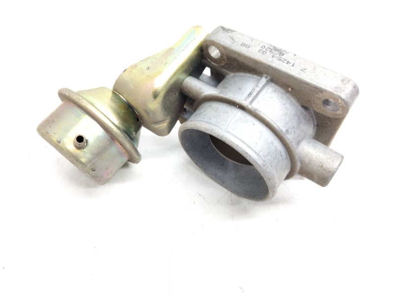 Recambio de cuerpo de mariposa para nissan serena (c23m) referencia OEM IAM 71425403  