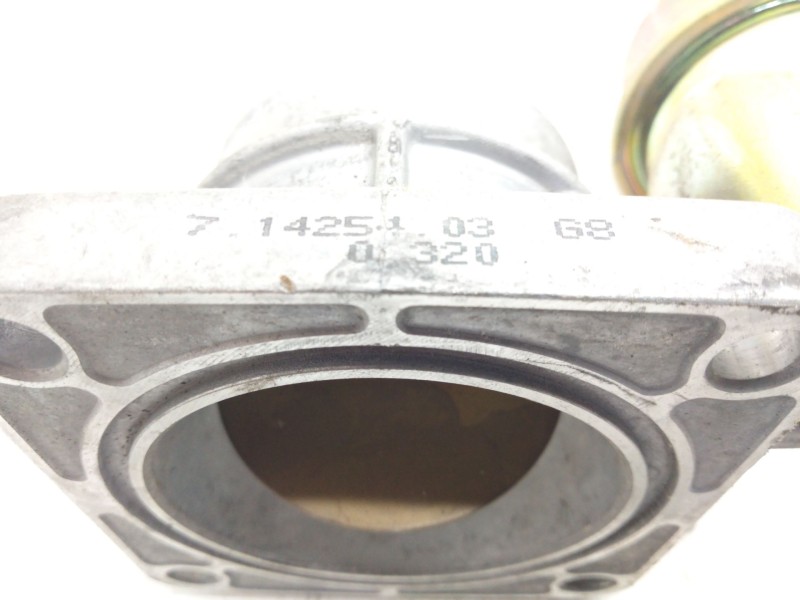 Recambio de cuerpo de mariposa para nissan serena (c23m) referencia OEM IAM 71425403  