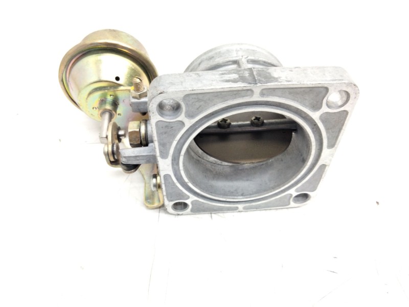 Recambio de cuerpo de mariposa para nissan serena (c23m) referencia OEM IAM 71425403  