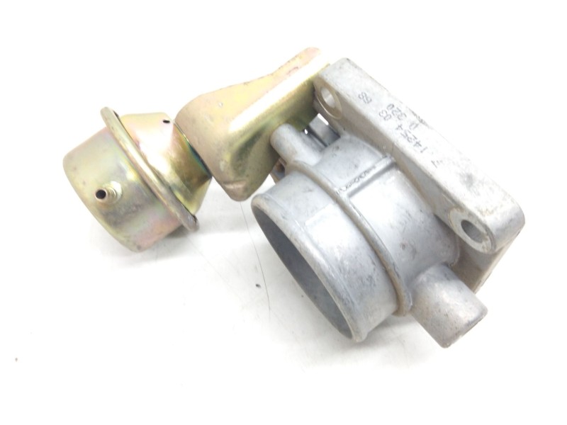 Recambio de cuerpo de mariposa para nissan serena (c23m) referencia OEM IAM 71425403  