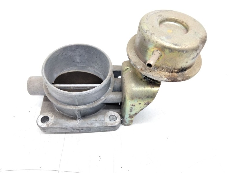 Recambio de cuerpo de mariposa para nissan serena (c23m) referencia OEM IAM 71425403  