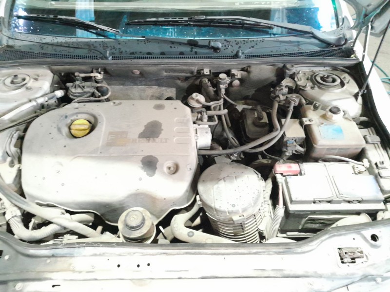 renault laguna (b56) del año 1999