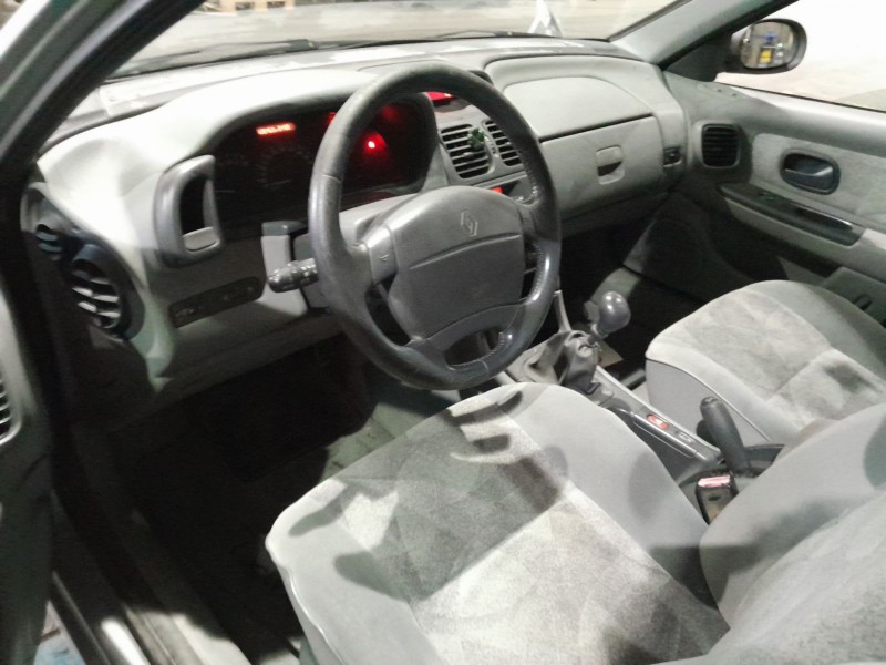 renault laguna (b56) del año 1999