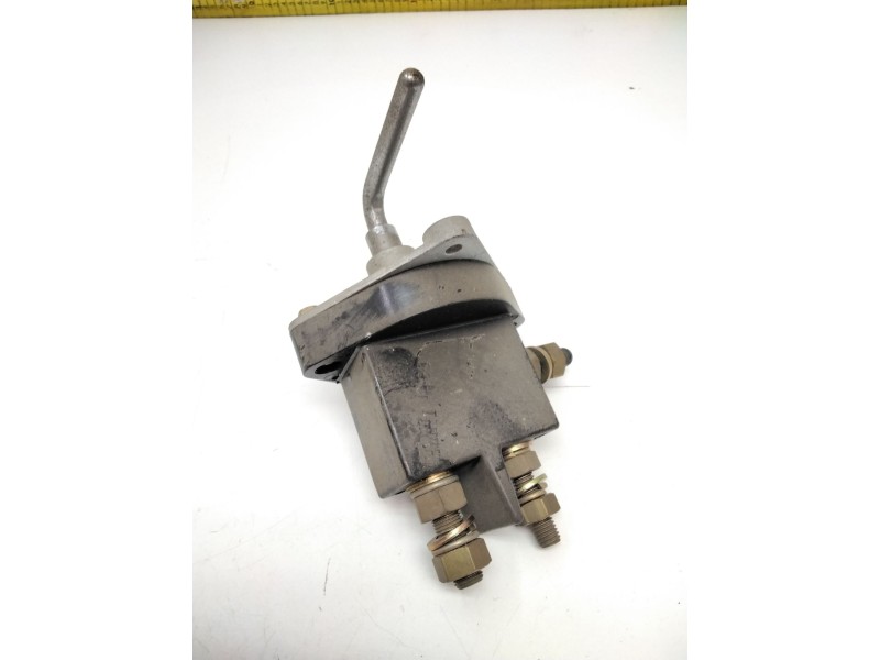 Recambio de desconector baterias para iveco eurotech 240 e 30 referencia OEM IAM   