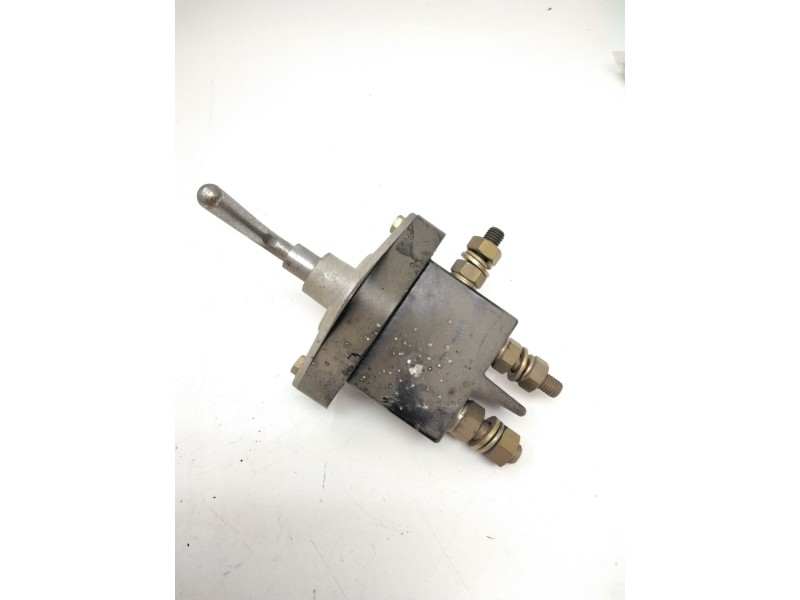 Recambio de desconector baterias para iveco eurotech 240 e 30 referencia OEM IAM   
