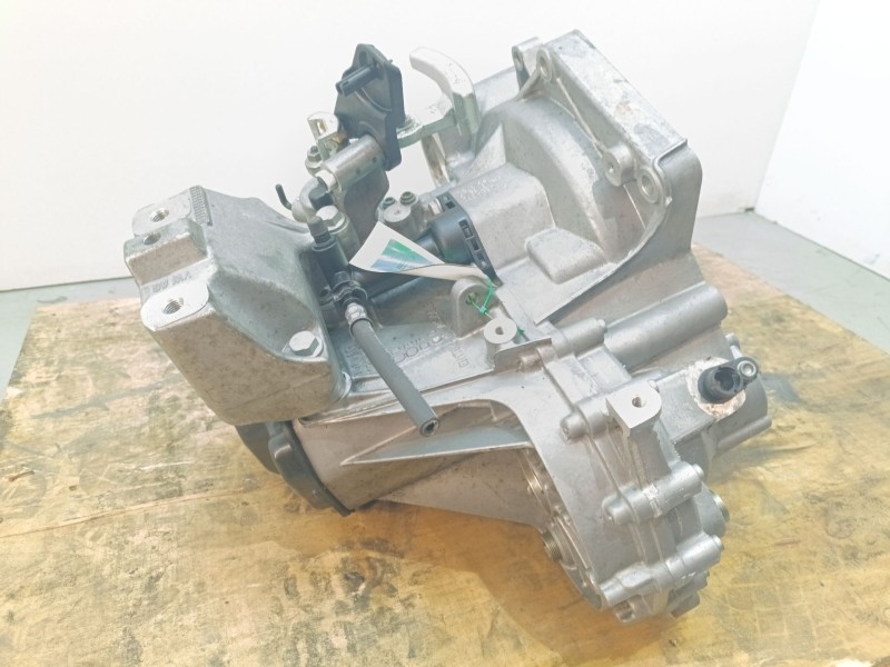 Recambio de caja cambios para volkswagen polo advance referencia OEM IAM   