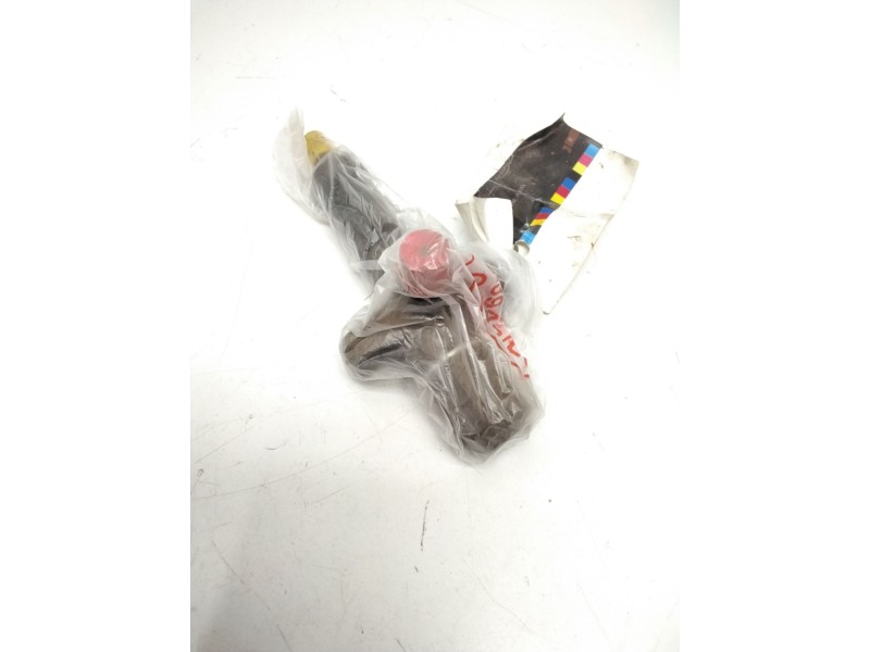 Recambio de inyector para ebro l-60 l-60 referencia OEM IAM CKBL67S5299 CKBL 67S5299 