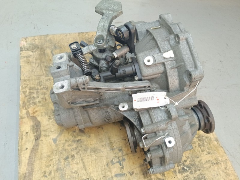 Recambio de caja cambios para volkswagen scirocco (137) 1.4 tsi (118kw) referencia OEM IAM KWB  