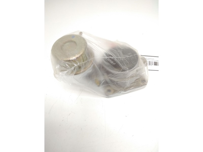 Recambio de cuerpo de mariposa para nissan almera (n15) 2.0 diesel referencia OEM IAM 71425403G8 CARBURIBAR 