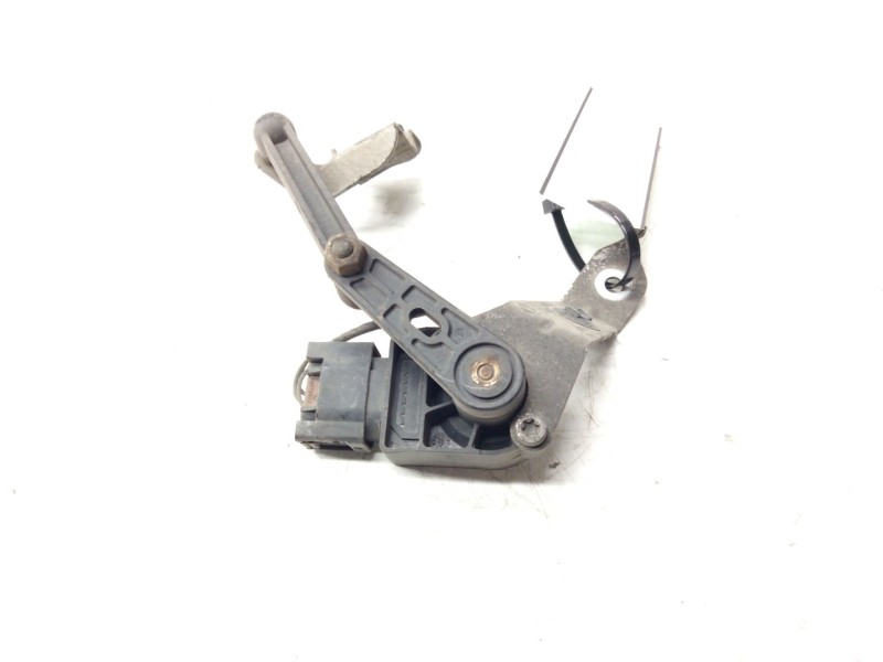 Recambio de regulador luces faros trasero para bmw serie 1 lim. (f20/f21) referencia OEM IAM 686084301  