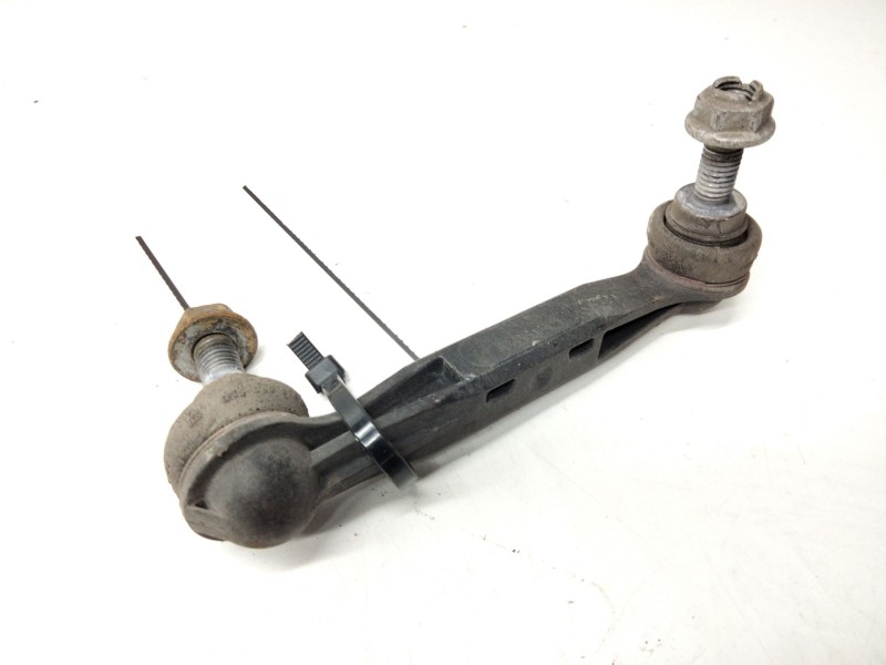Recambio de bieleta estabilizadora trasera izquierda para bmw serie 1 lim. (f20/f21) referencia OEM IAM 678560703  