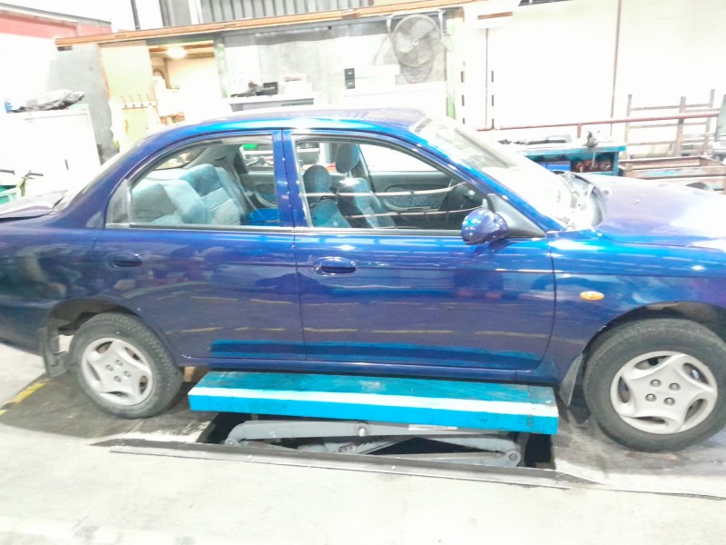 kia sephia ll del año 2000