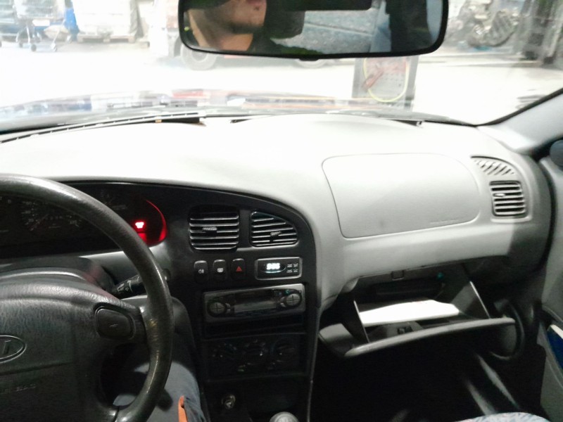 kia sephia ll del año 2000