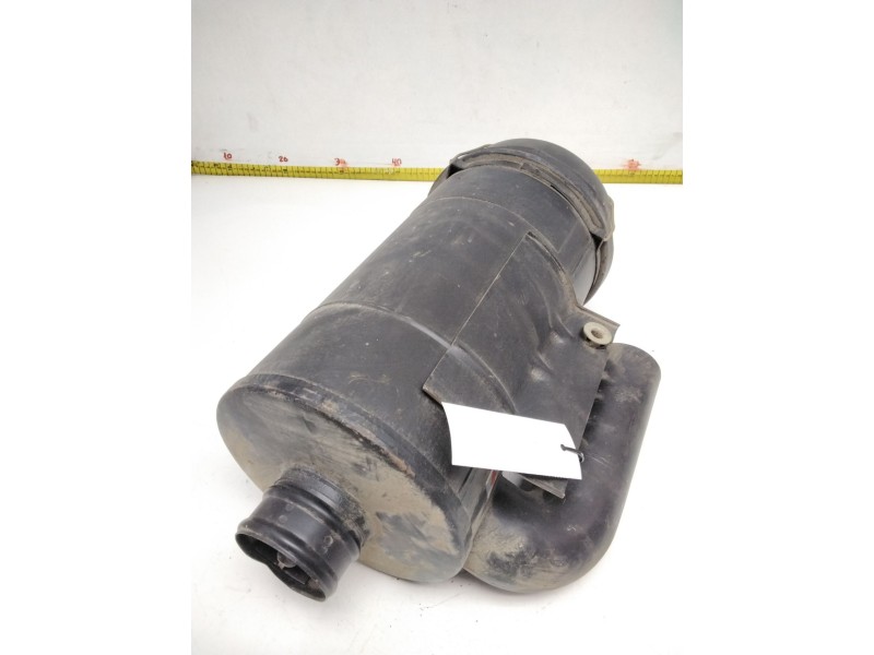 Recambio de caja filtro de aire para nissan trade referencia OEM IAM 16500G9805  