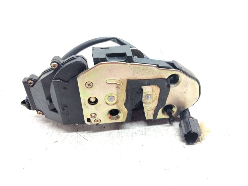 Recambio de cerradura puerta trasera izquierda para kia sephia ll 1.5 cat referencia OEM IAM   