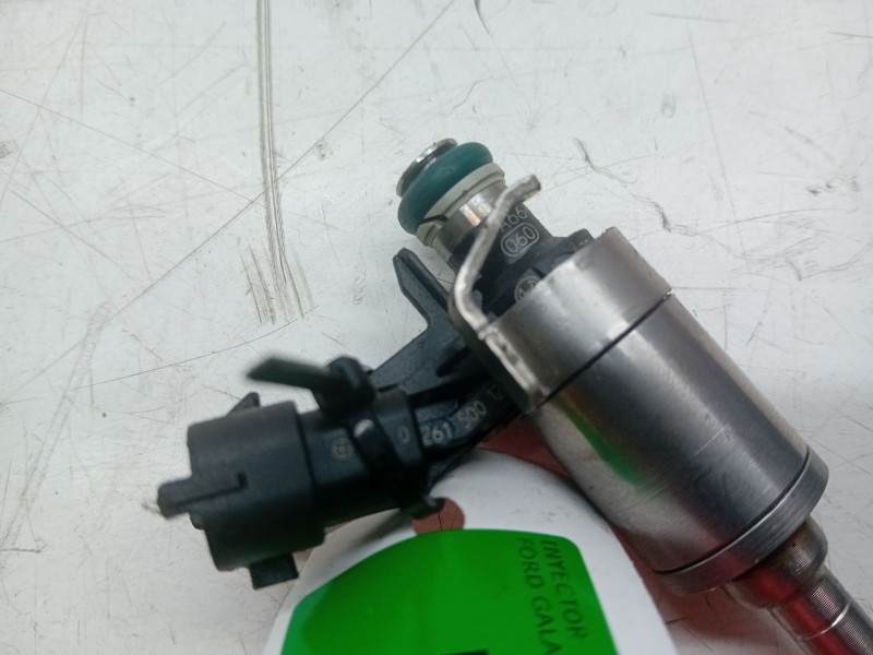 Recambio de inyector para ford galaxy (ca1) referencia OEM IAM 0261500129  