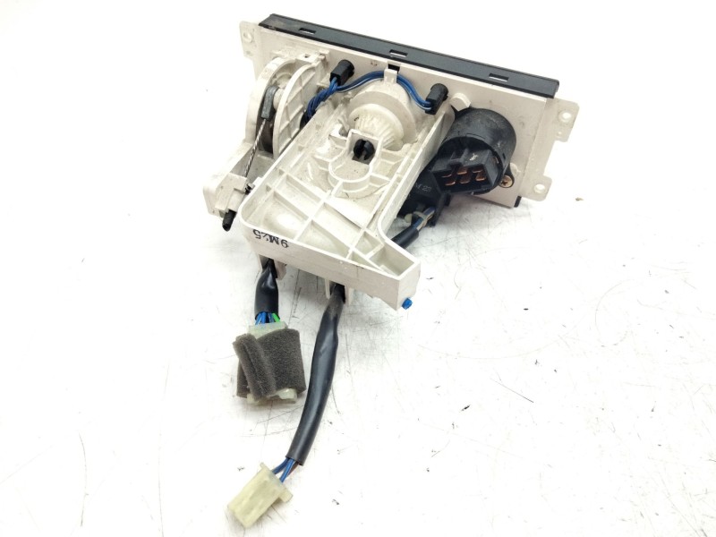 Recambio de mando calefaccion / aire acondicionado para kia sephia ll 1.5 cat referencia OEM IAM   