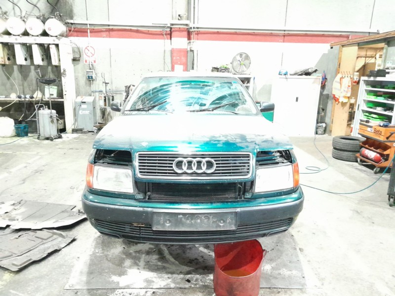 audi 100 berlina (c4) del año 1994