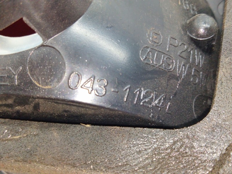 Recambio de piloto trasero derecho para honda civic berlina (eg/eh) 1.5 cat referencia OEM IAM 0431124  