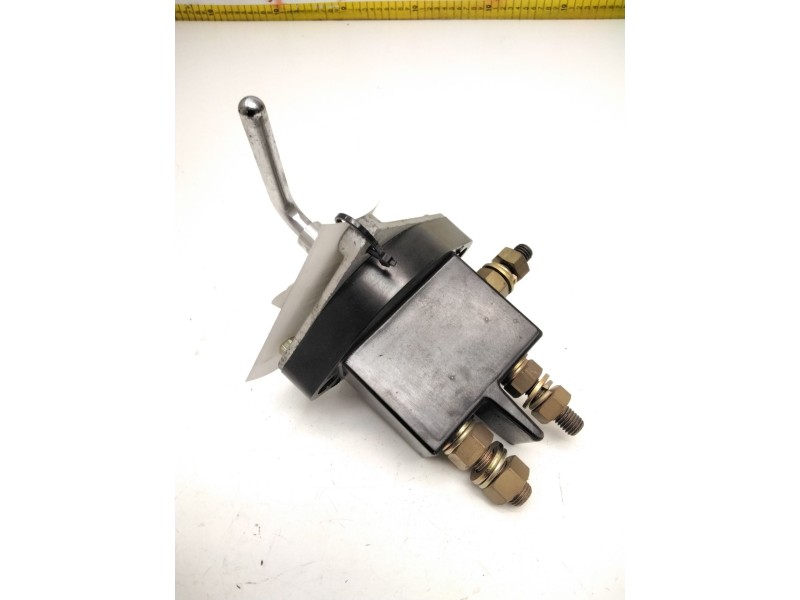 Recambio de desconector baterias para iveco eurotech 240 e 30 referencia OEM IAM   