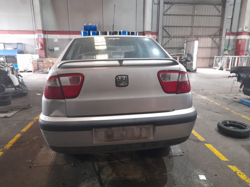 seat cordoba berlina (6k2) del año 2002