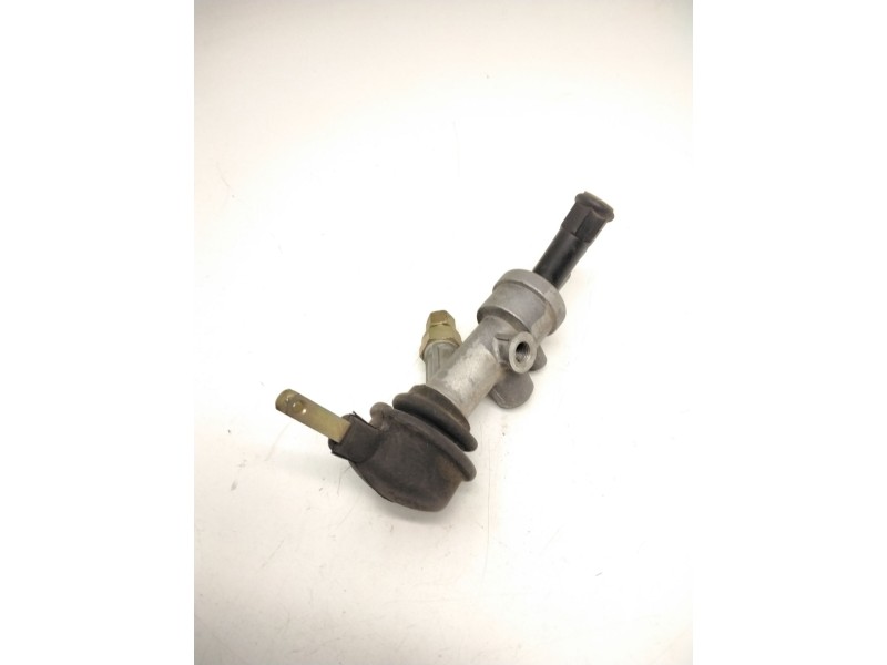 Recambio de válvula de freno estacionamiento para nissan atleon referencia OEM IAM SINREF.  