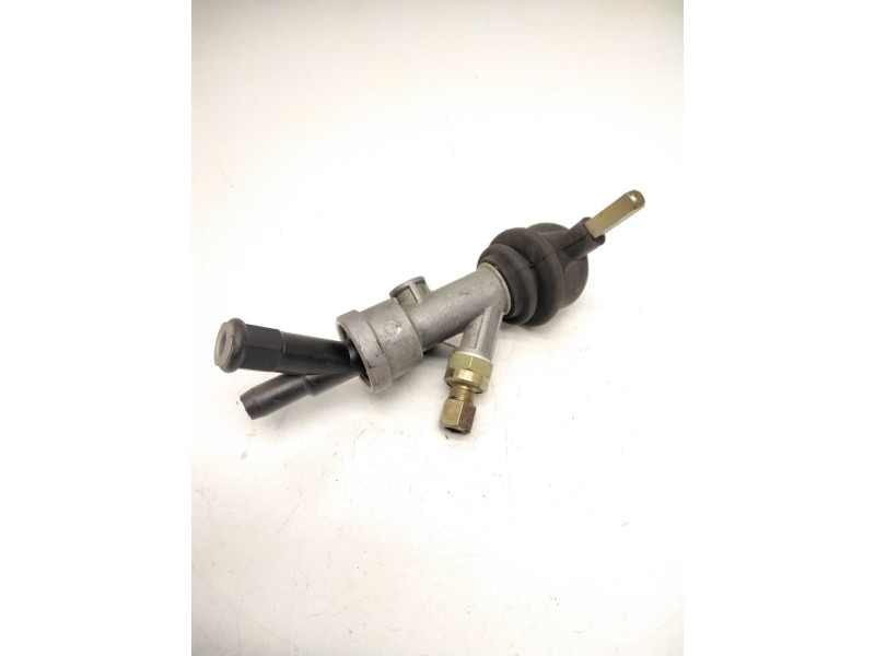 Recambio de válvula de freno estacionamiento para nissan atleon referencia OEM IAM SINREF.  