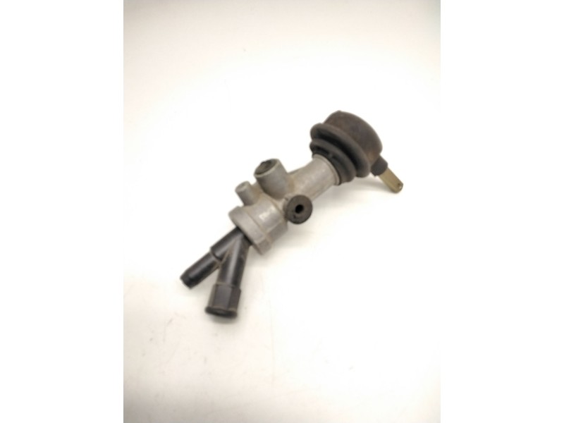 Recambio de válvula de freno estacionamiento para nissan atleon referencia OEM IAM SINREF.  