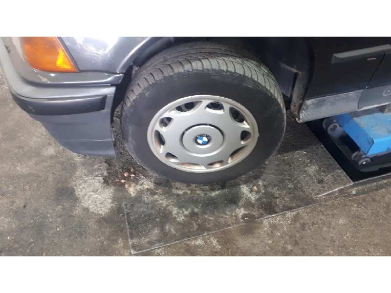 bmw serie 3 berlina (e36) del año 1992