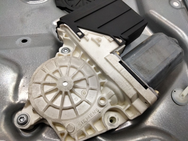 Recambio de elevalunas delantero izquierdo para seat cordoba berlina (6l2) fresh referencia OEM IAM 6L4847751CN  